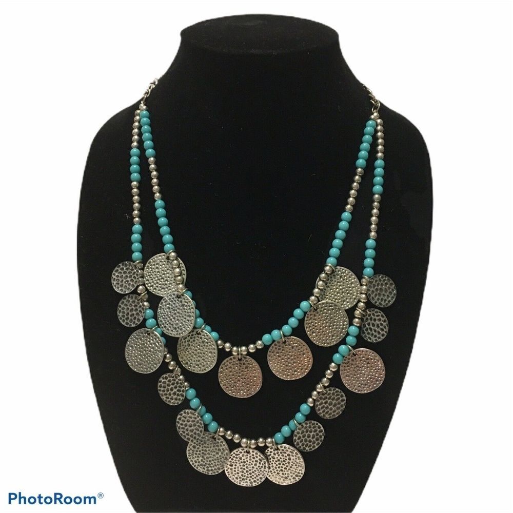 Silver tone metal hammered coin necklace turquoise